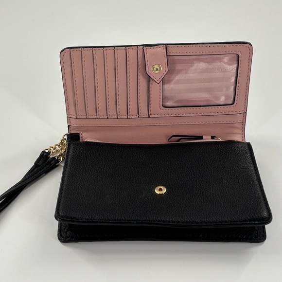 Victoria's Secret Black V-Quilt Tech Wristlet Wallet - Picture 5 of 10